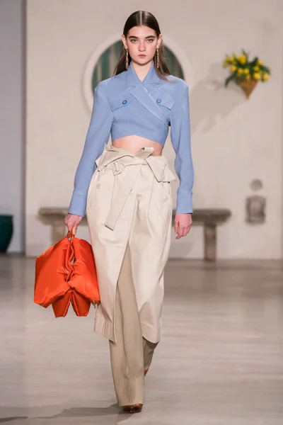 Look 21